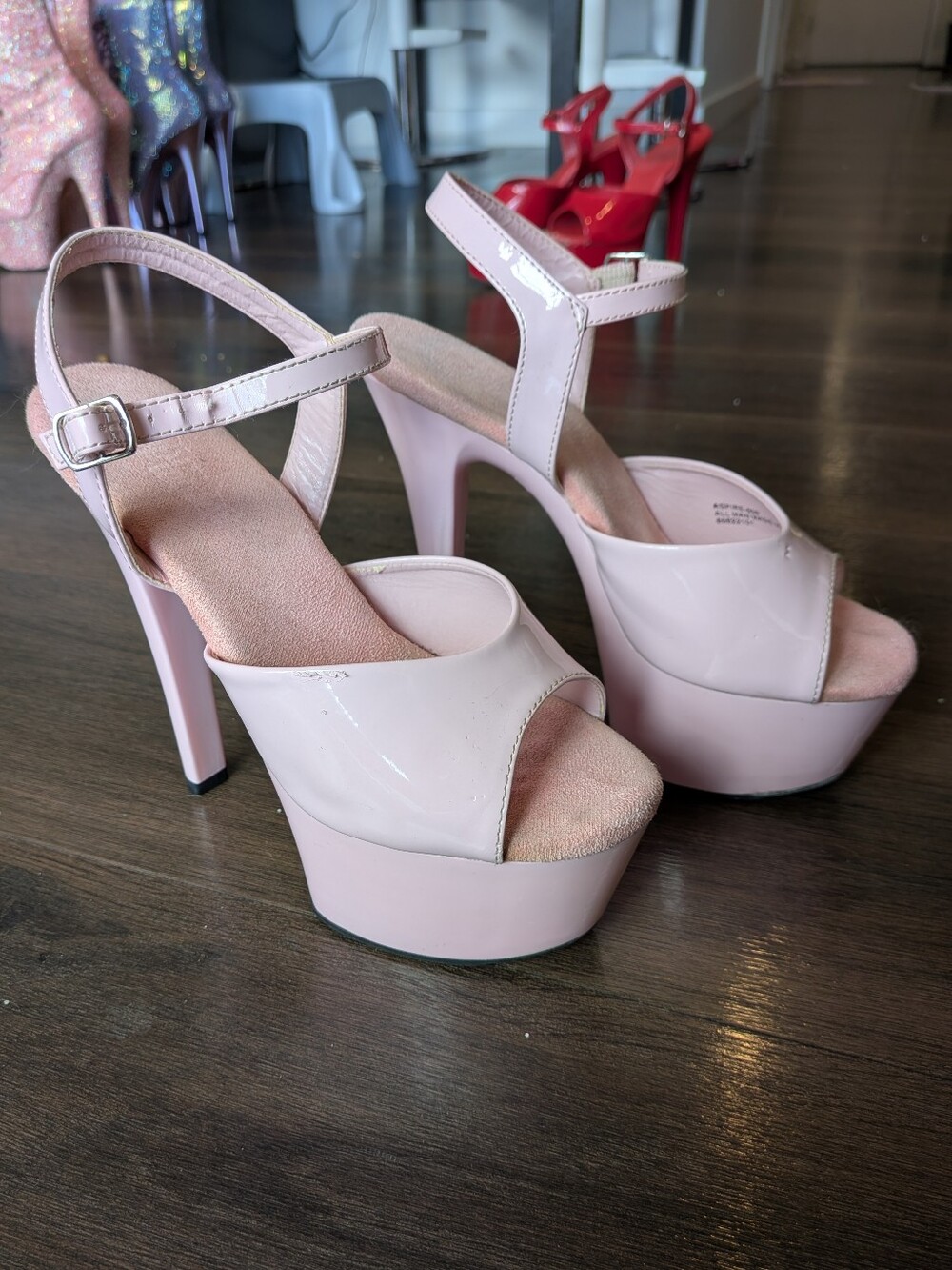 Pleaser sz. 8 Aspire 609 pink 6" sandal platform heels